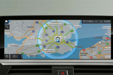Digitální služby BMW X1 xDrive25e.