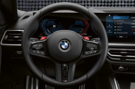 M volant. M volant.