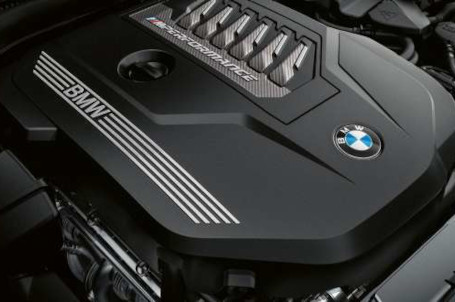 BMW M240i COUPÉ - zážehový motor BMW M240i COUPÉ - zážehový motor