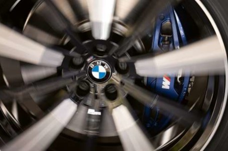BMW Plovoucí kryt středu kola. BMW Plovoucí kryt středu kola.