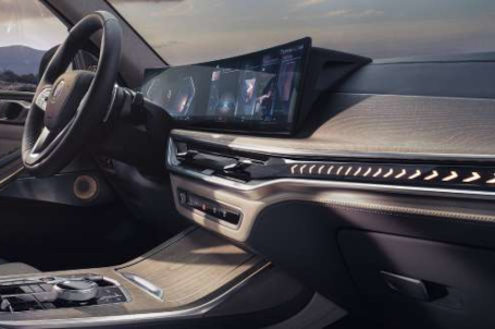 BMW X7 - Estetika a technologie v interiéru