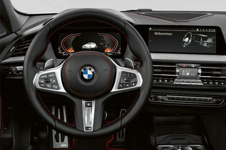 BMW 128ti - Řízení. 