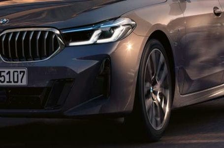 BMW řady 6 GT - Adaptivní vzduchové odpružení na obou nápravách. 