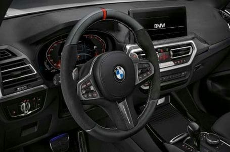 BMW X4 M Performance parts - M Performance volant. BMW X4 M Performance parts - M Performance volant.