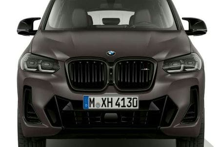 BMW X4 M40i a M40d - BMW X4 M40i a X4 M40d specifické designové prvky. 