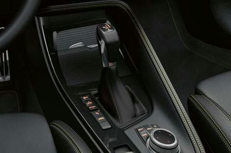 BMW X2 - Dvouspojková automatická převodovka Sport. BMW X2 - Dvouspojková automatická převodovka Sport.