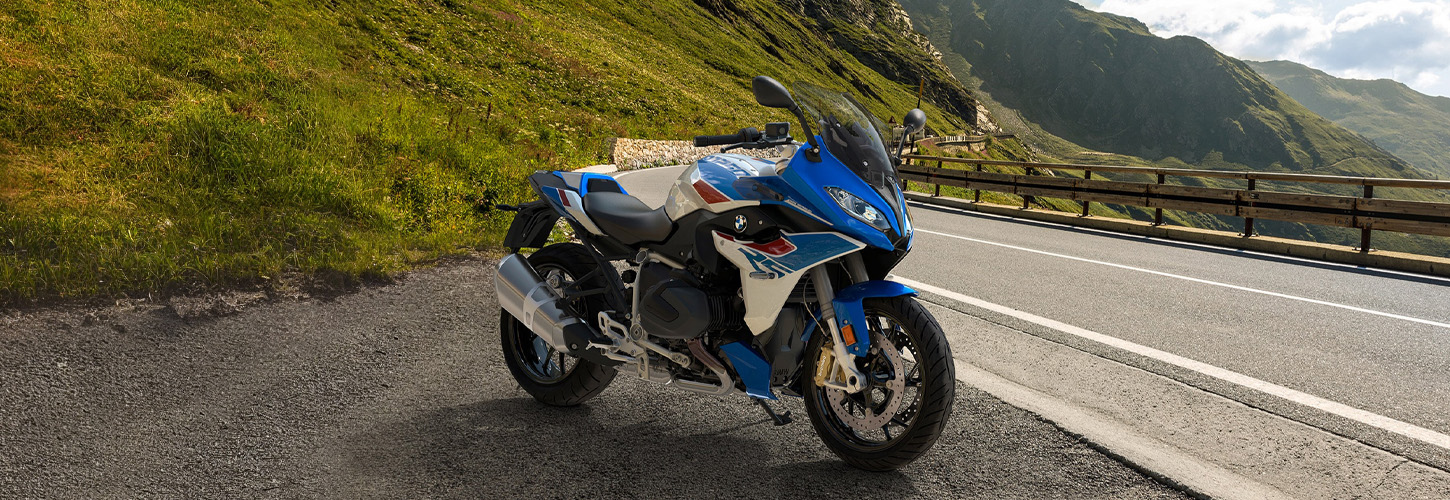 Nové BMW R 1250 RS - Sportovní cesty v rychlém pruhu