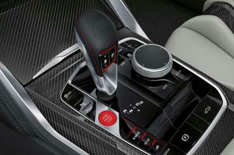 BMW M4 Cabrio - 8stupňová převodovka M Steptronic s logikou řazení Drivelogic. BMW M4 Cabrio - 8stupňová převodovka M Steptronic s logikou řazení Drivelogic.