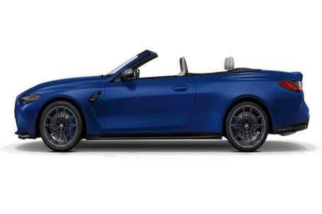 BMW M4 Cabrio - Pohled z boku. BMW M4 Cabrio - Pohled z boku.