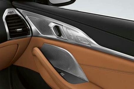 BMW řady 8 Gran Coupé - Audiosystém Bowers & Wilkins Diamond s prostorovým zvukem. BMW řady 8 Gran Coupé - Audiosystém Bowers & Wilkins Diamond s prostorovým zvukem.