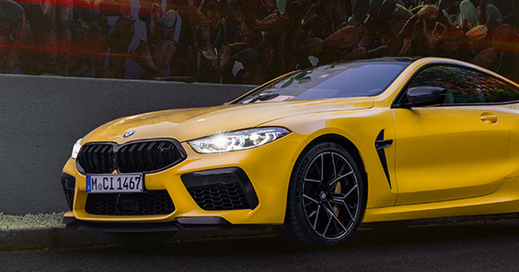 BMW M8 Competition Coupé - BMW Individual Speed Yellow (žlutá) BMW M8 Competition Coupé - BMW Individual Speed Yellow (žlutá)