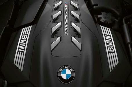 BMW M850i xDrive Gran Coupé - Zážehový 8válec M TwinPower Turbo o výkonu 530 k. BMW M850i xDrive Gran Coupé - Zážehový 8válec M TwinPower Turbo o výkonu 530 k.