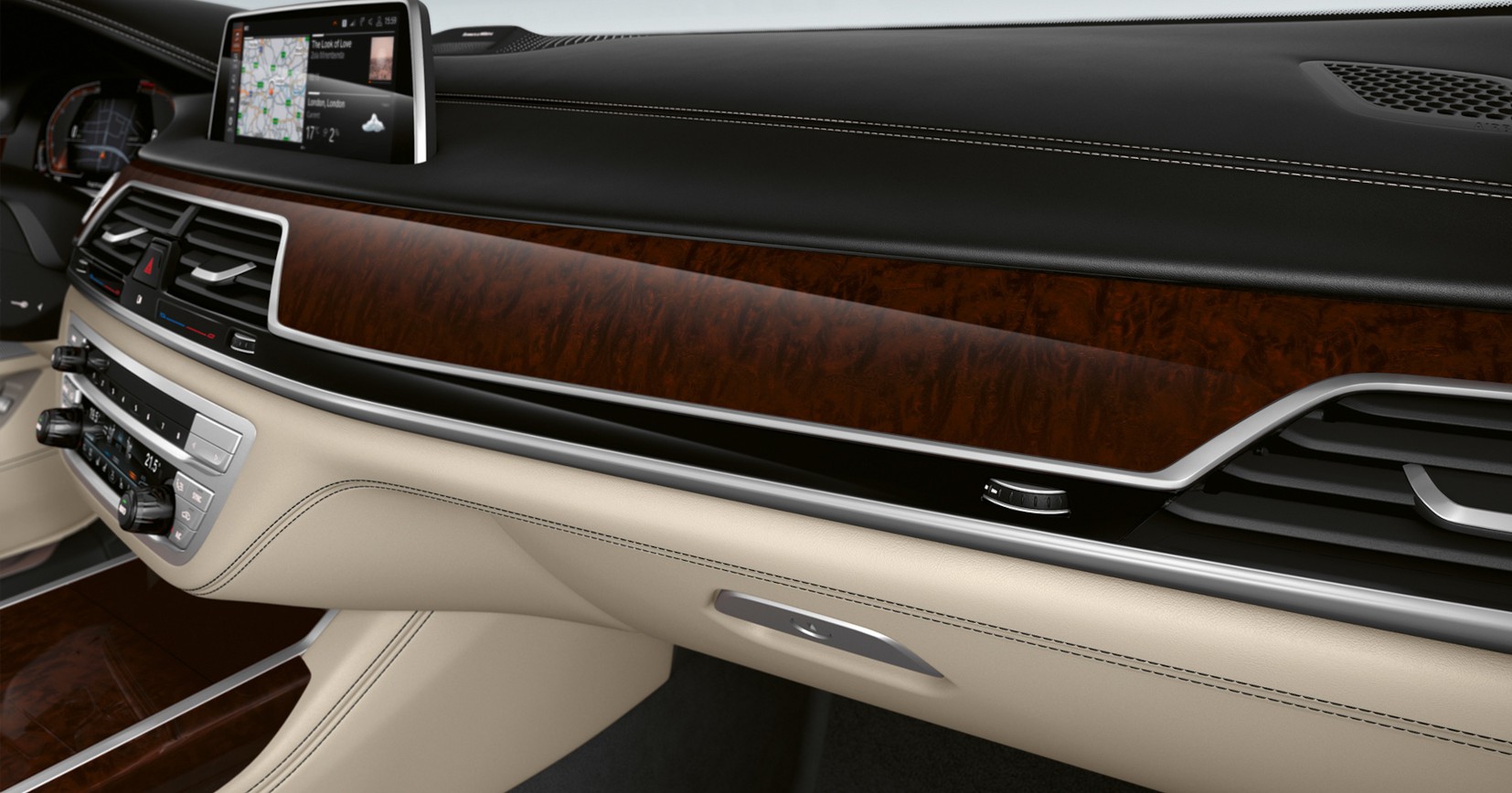BMW Individual lesklé dřevěné obložení interiéru Ash Grain Black Red (černo-červené) BMW Individual lesklé dřevěné obložení interiéru Ash Grain Black Red (černo-červené)