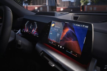 BMW iX2 - Více funkcí a intuitivní obsluha. BMW iX2 - Více funkcí a intuitivní obsluha.