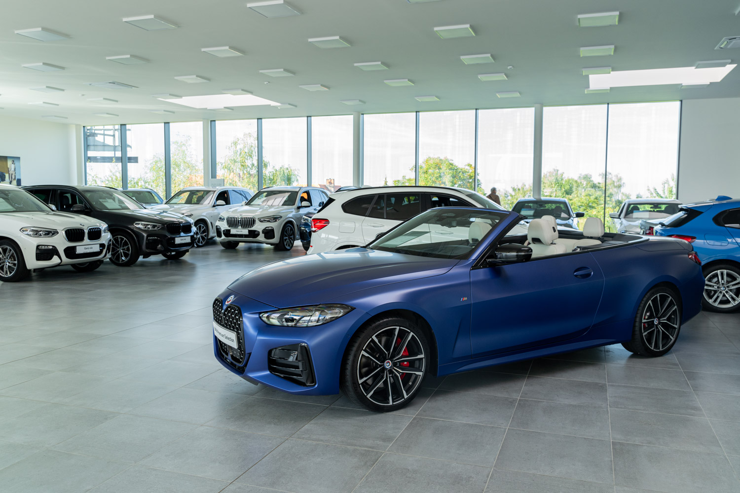 BMW invelt Plzeň - nový showroom - BPS 4/2023