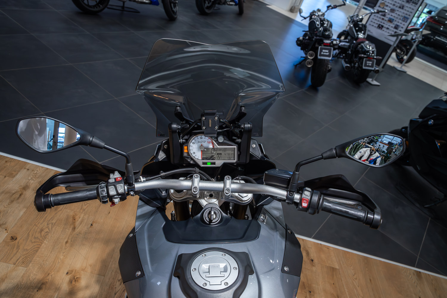 BMW S 1000 XR