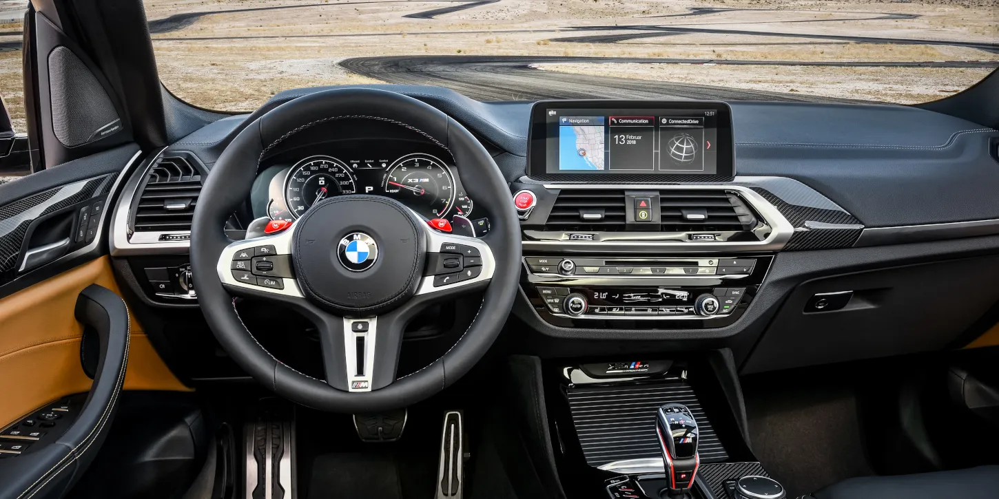 BMW X3 M interiér