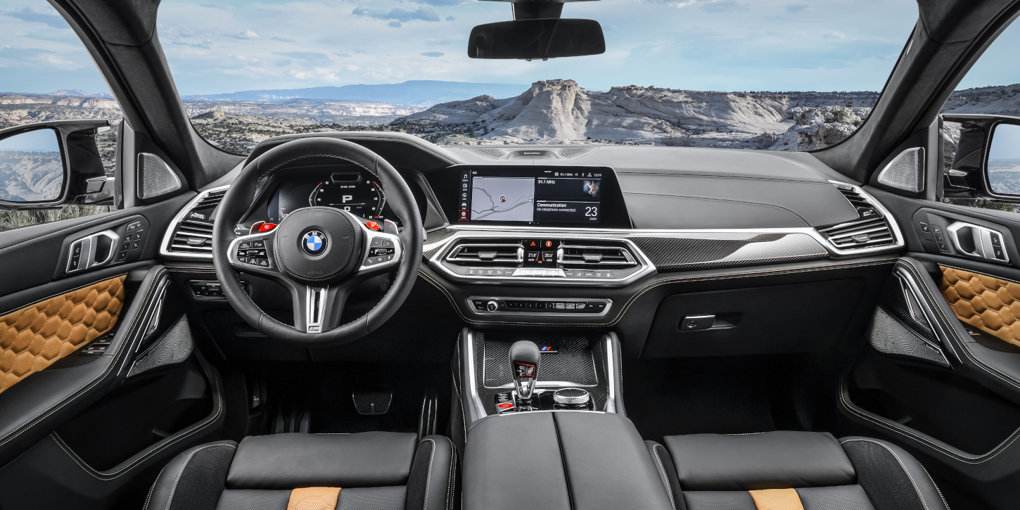 BMW X6 M interiér