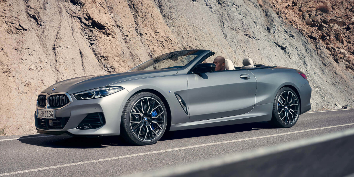 BMW M850i xDrive Cabrio z boku BMW M850i xDrive Cabrio z boku