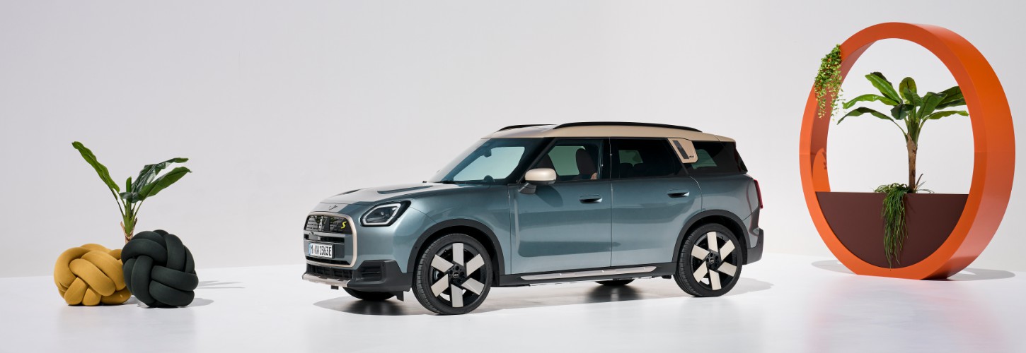 NOVÁ RODINA MODELŮ MINI NOVÁ RODINA MODELŮ MINI