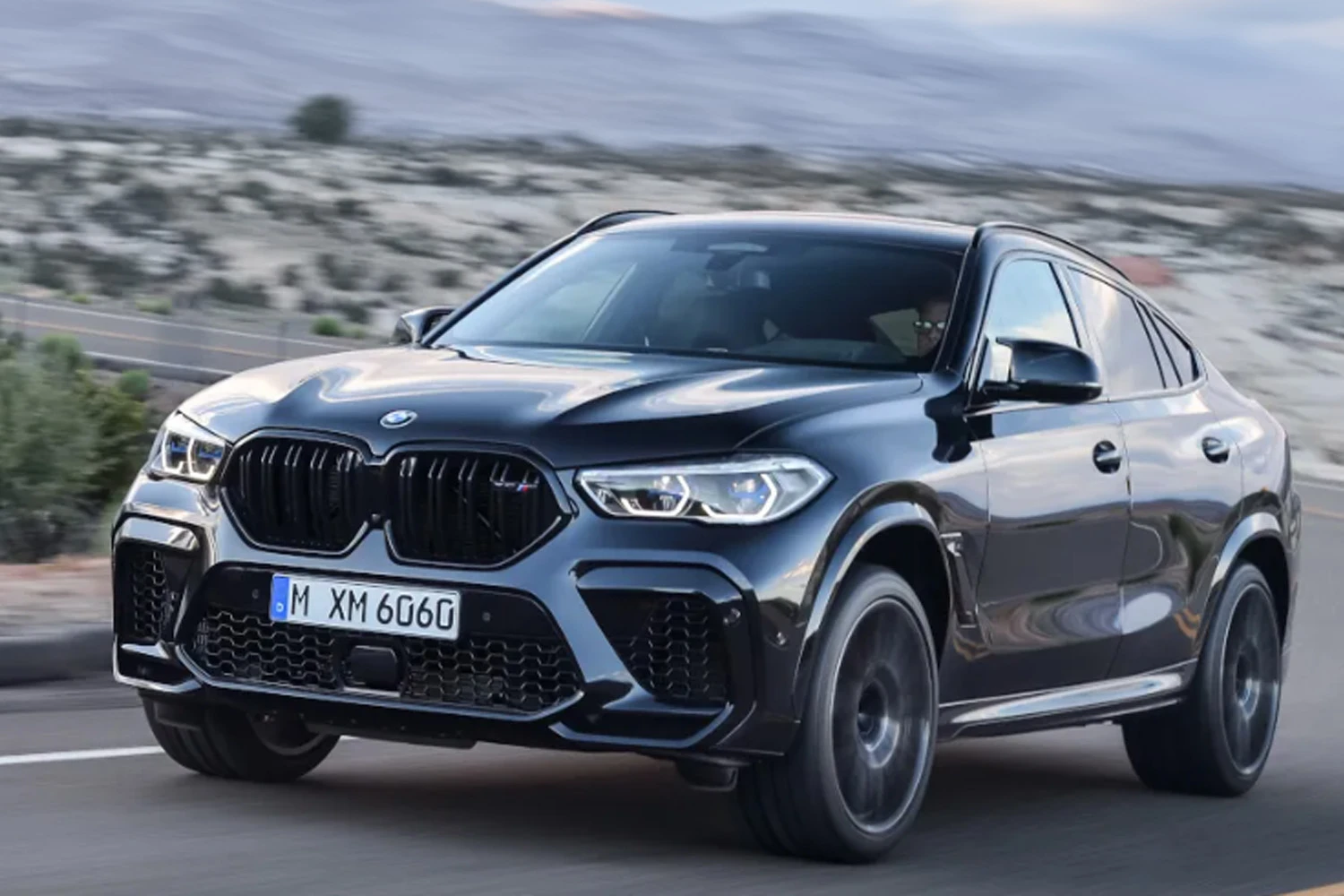 BMW X6 M zepředu