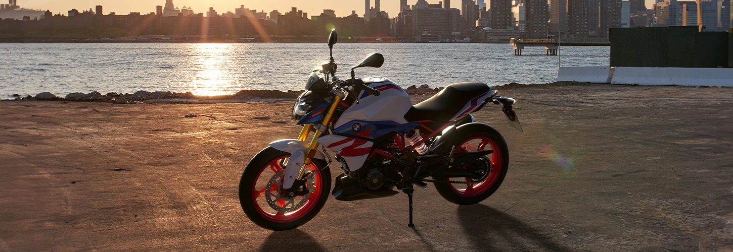 Nové BMW G 310 R - Tvůj osobní parťák pro všední dny.