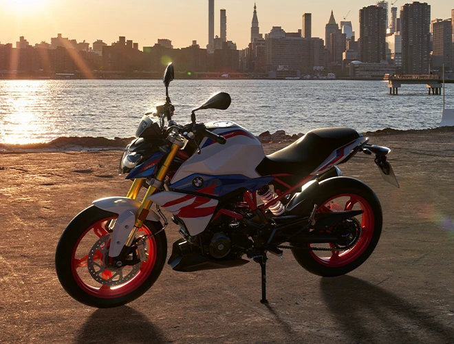 Nové BMW G 310 R - Tvůj osobní parťák pro všední dny.