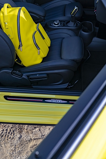MINI Cabrio