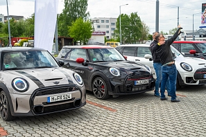 MINI ROADSHOW 2023