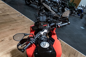 BMW S 1000 XR