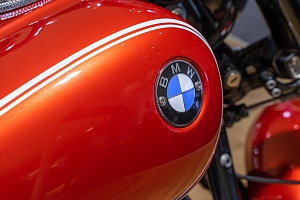 BMW R 18