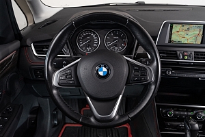 BMW řada 2 | 216d
