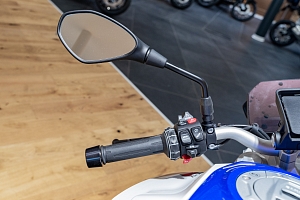 BMW F 900 R