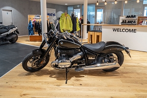 BMW R 18