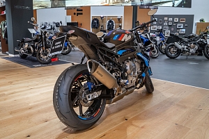 BMW M 1000 R
