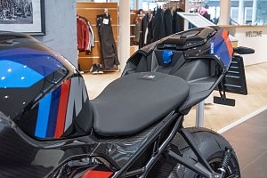 BMW M 1000 R