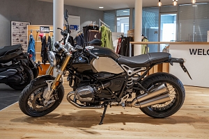 BMW R nineT