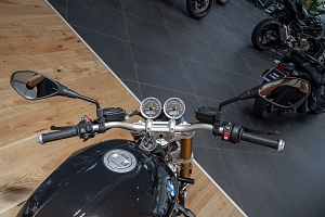 BMW R nineT