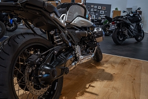 BMW R nineT