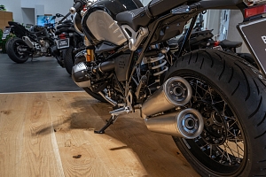 BMW R nineT