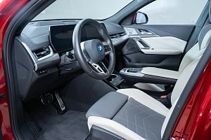 BMW iX2 xDrive30