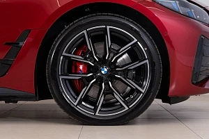 BMW i4 xDrive40