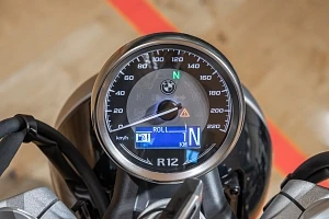 BMW R 12