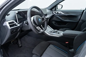 BMW i4 xDrive40