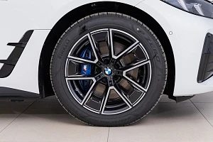 BMW i4 eDrive40