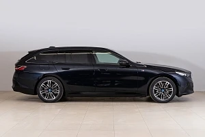 BMW i5 xDrive40 Touring