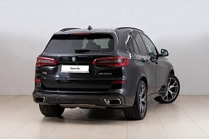 BMW X5 M50d