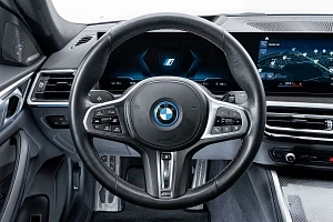 BMW i4 | M50