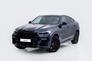 BMW X6 M50i