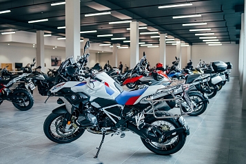 Motorrad centrum invelt
